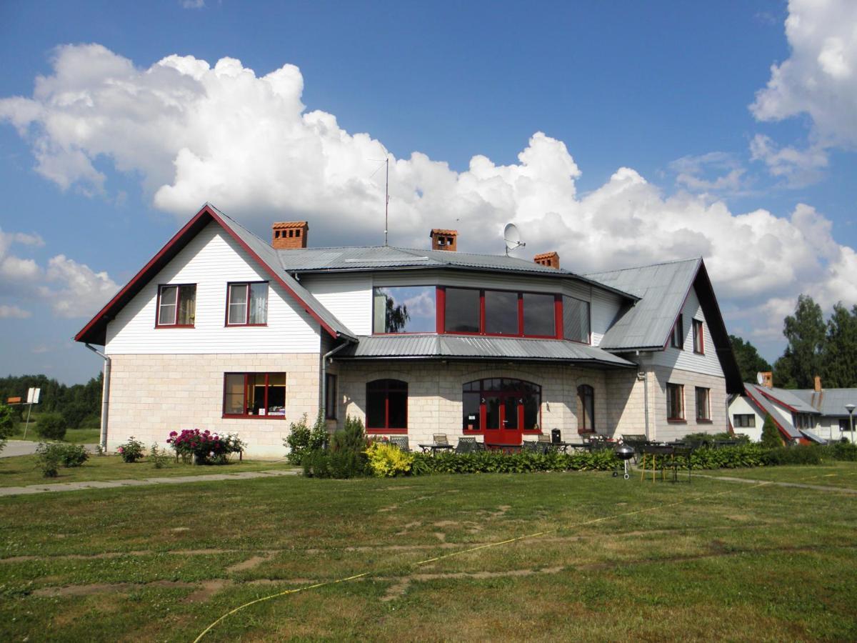 Radi Hotel Brocēni Eksteriør billede