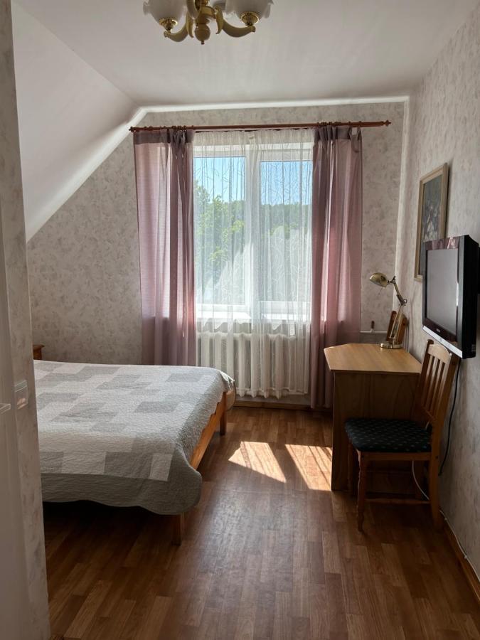 Radi Hotel Brocēni Eksteriør billede