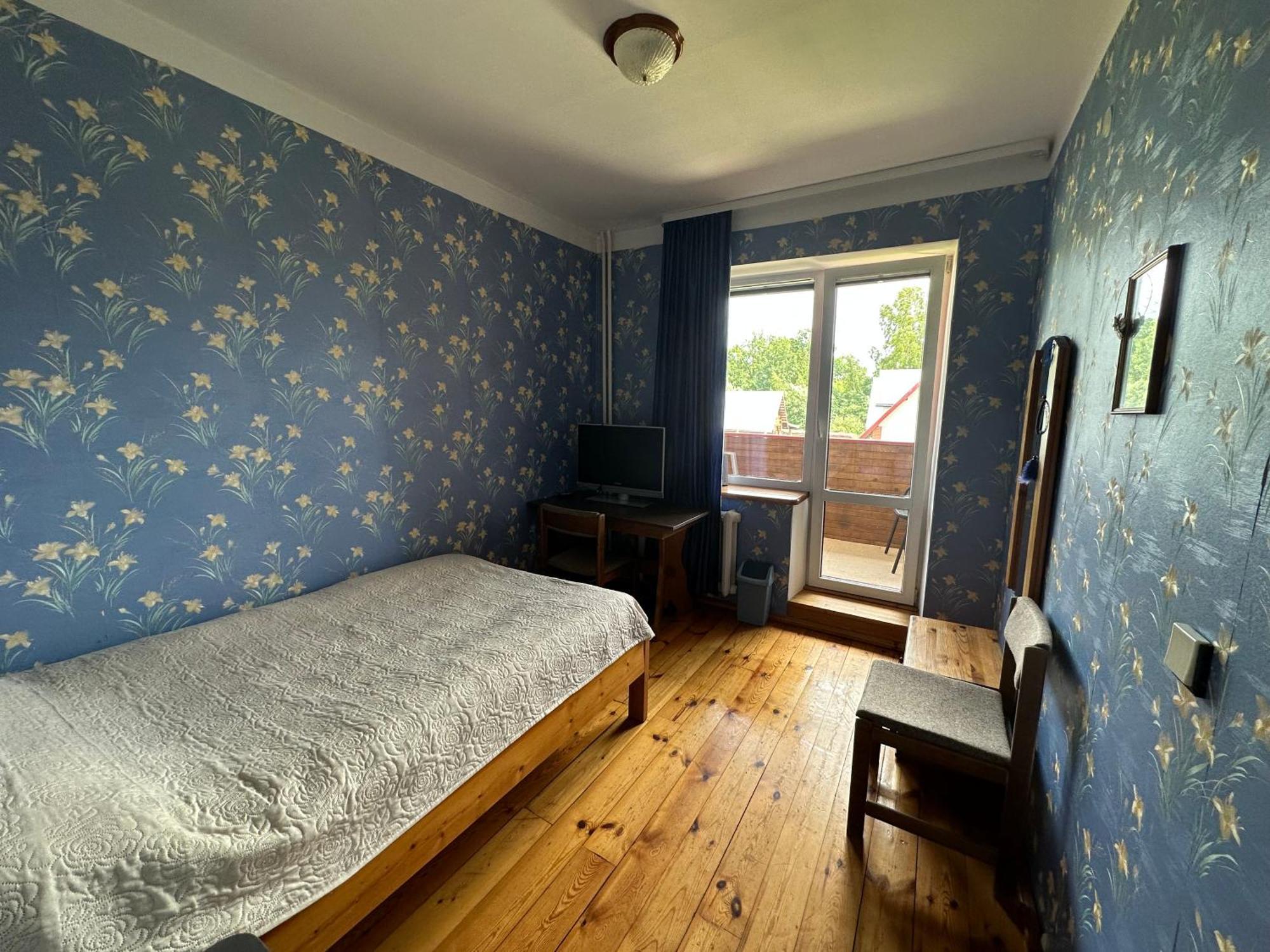 Radi Hotel Brocēni Eksteriør billede
